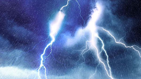 Enjoy better sleeping, focus or relaxation with this epic thunder and rain white noise.